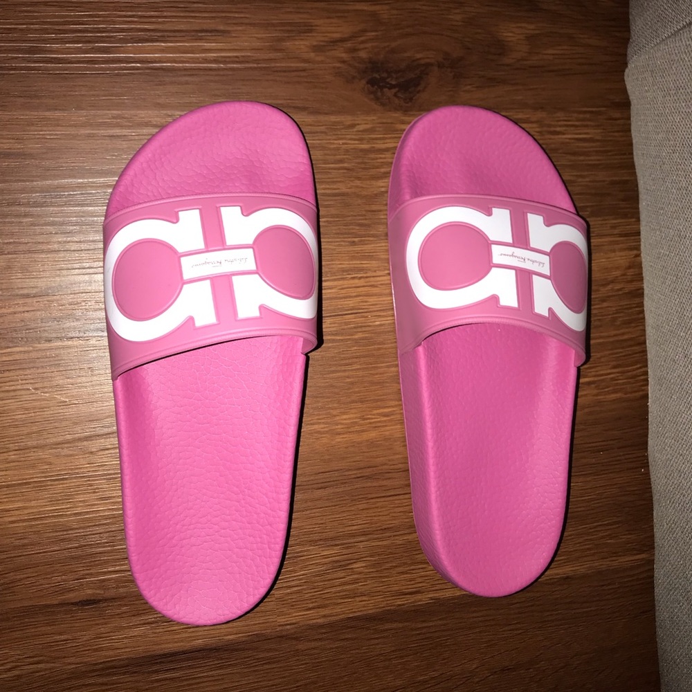 Salvatore Ferragamo pool slides